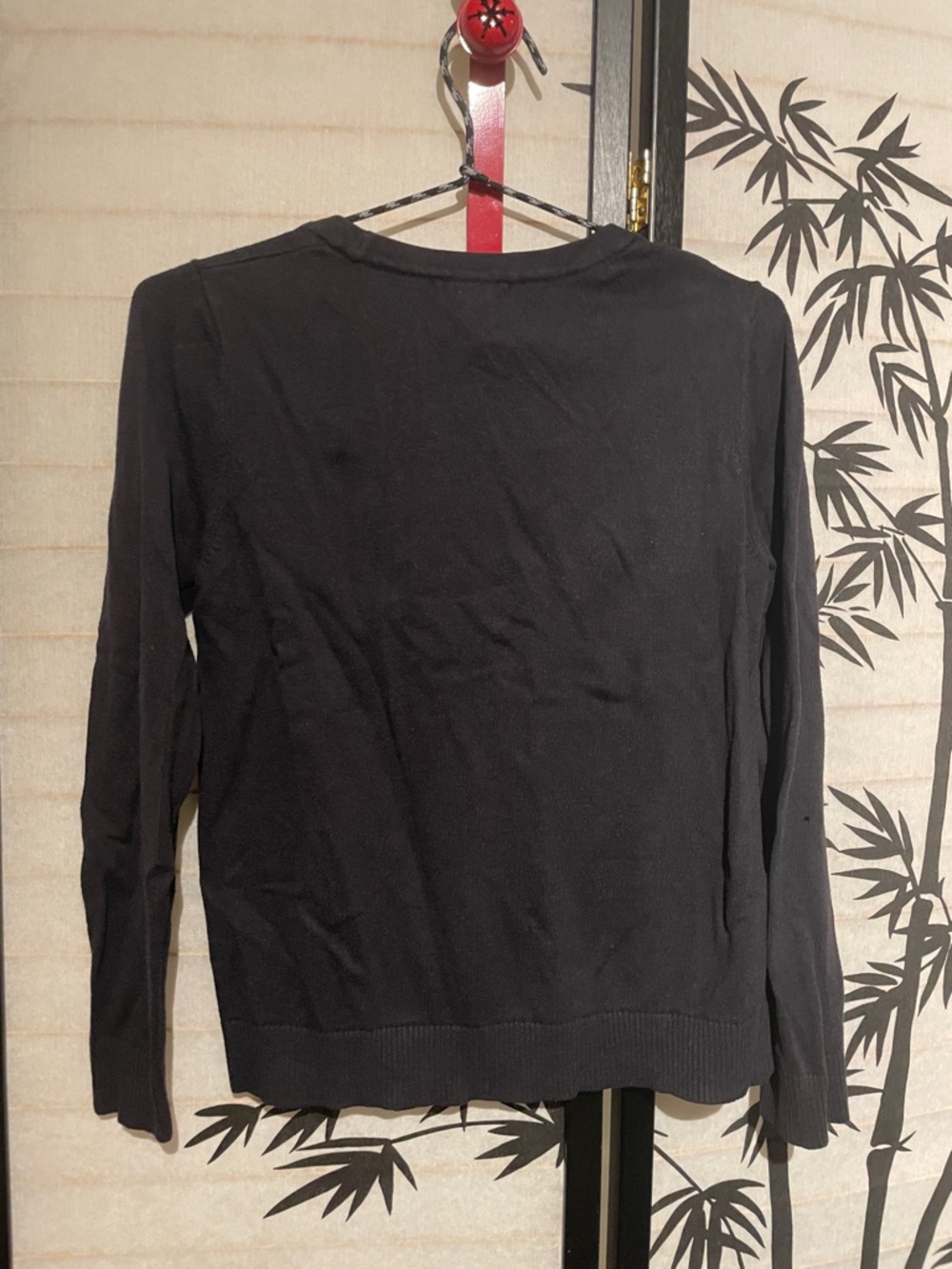 Chase Bank black scoop neck sweater - Picture 3 of 3